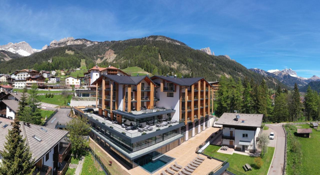 Ciampedie Luxury Alpine Spa Hotel Vigo di Fassa Kültér fotó