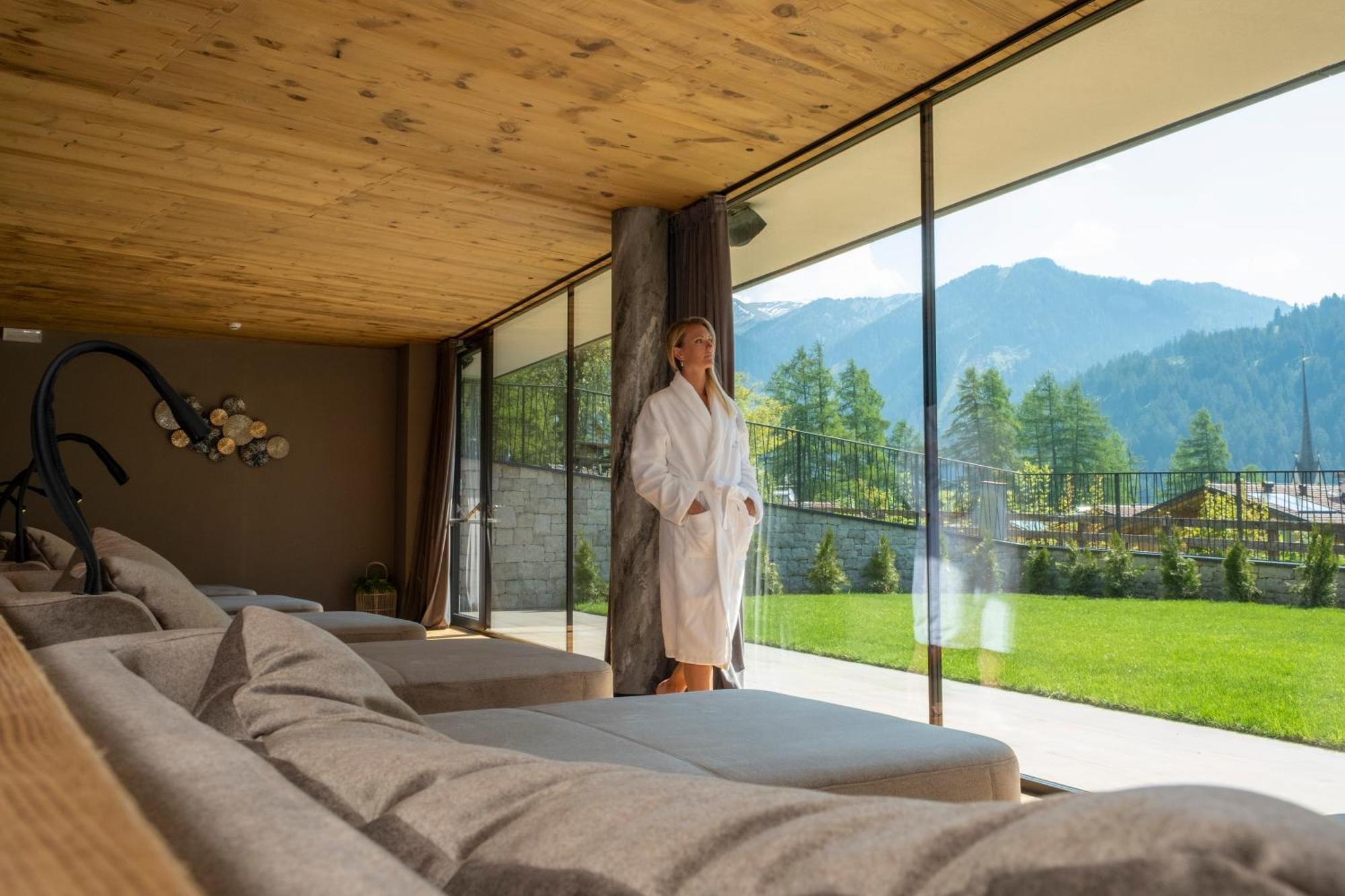 Ciampedie Luxury Alpine Spa Hotel Vigo di Fassa Kültér fotó