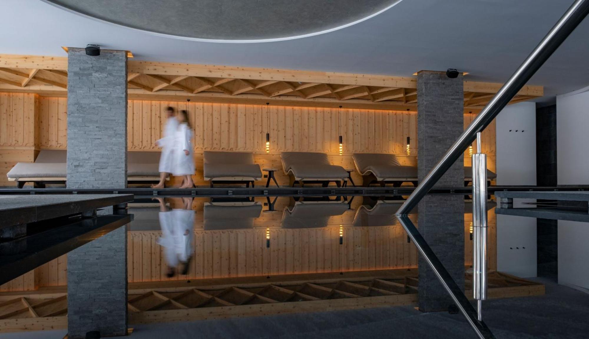 Ciampedie Luxury Alpine Spa Hotel Vigo di Fassa Kültér fotó